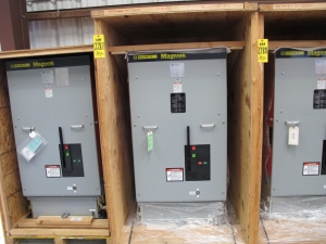 BREAKER, CIRCUIT TYPE, POWER KIND, 3000 AMP RATING, 4160 VOLT RATING, 3 POLE. REPLACEMENT ROLL-IN UNITS FOR ABB 5HK350-3000. PART # 5ISB3-350-30000SR (W-44) LOADING & HANDLING FEE $15-